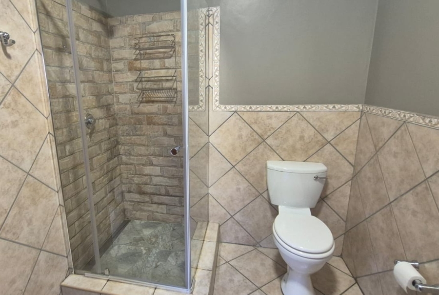 To Let 3 Bedroom Property for Rent in Safari Gardens North West